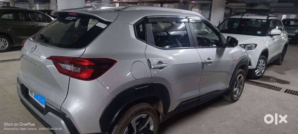 Nissan Magnite Cng
