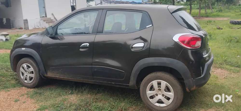 Renault Kwid 2016 Petrol Manual 2nd Owner