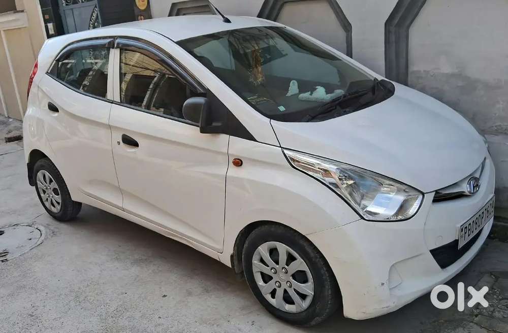 Less Driven Eon(govt Employ Car) 2017 Hyundai Eon Mangna +