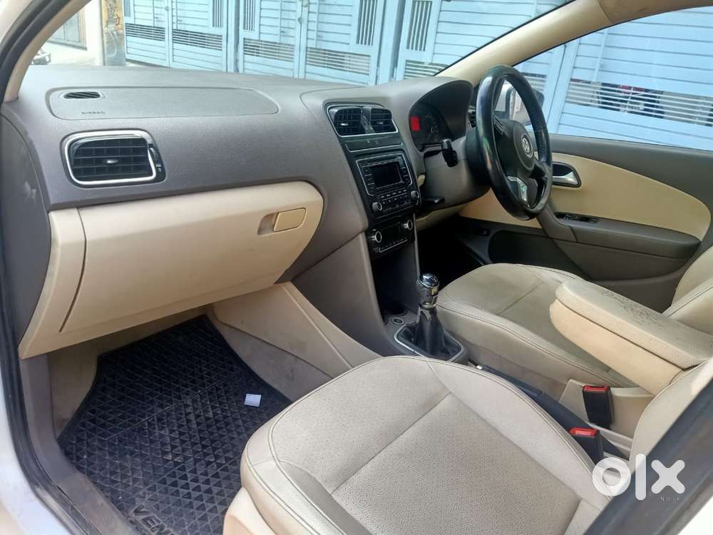 Volkswagen Vento 1.5 Tdi Highline Plus 16 Alloy, 2014