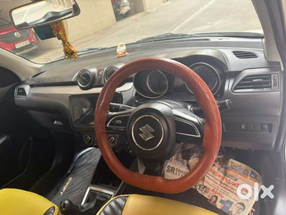 Maruti Suzuki Swift Vxi + Manual, 2021, Petrol