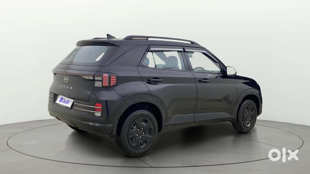 Hyundai Venue S (o) 1.2 Petrol Knight Edition, 2024, Petrol