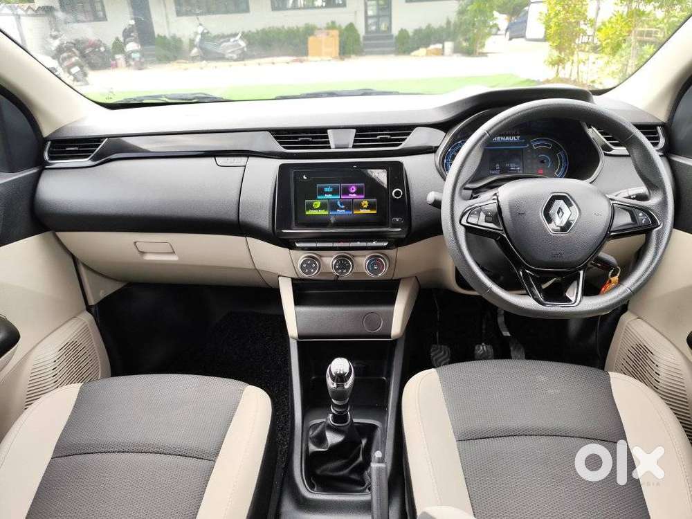 Renault Triber Rxt, 2025, Petrol