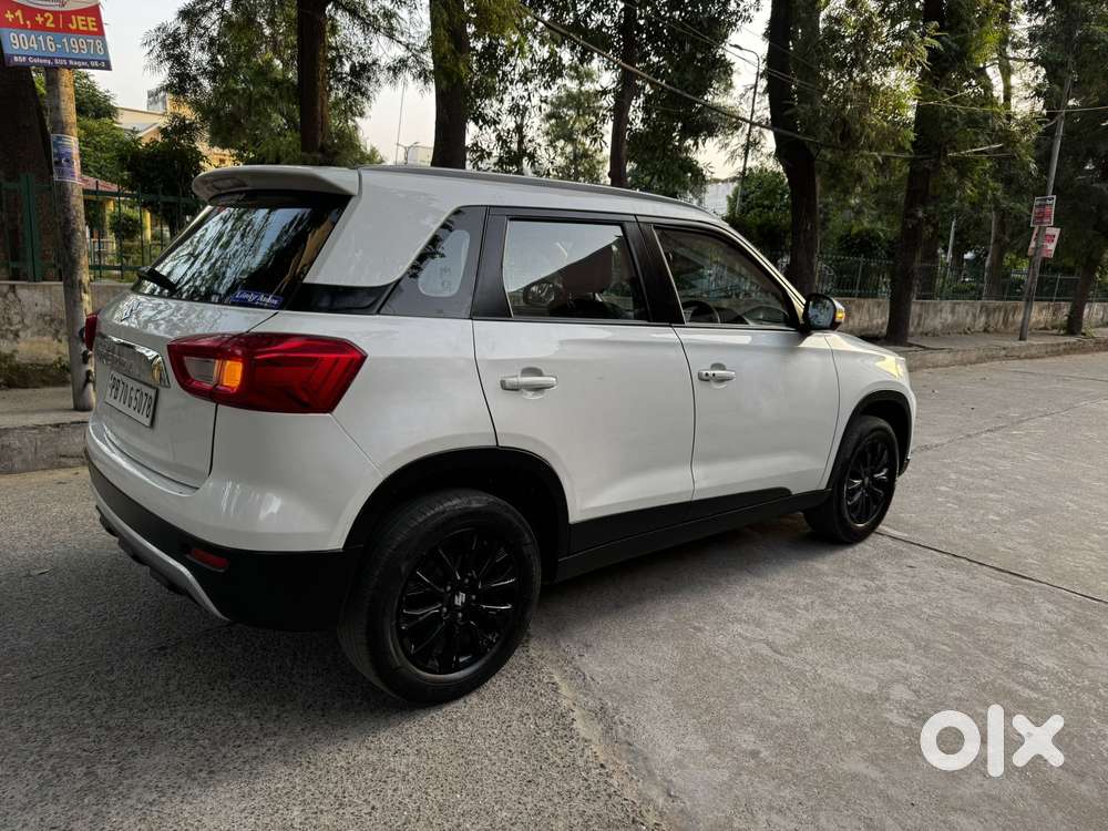 Maruti Suzuki Vitara Brezza Zxi + Mt, 2021, Petrol
