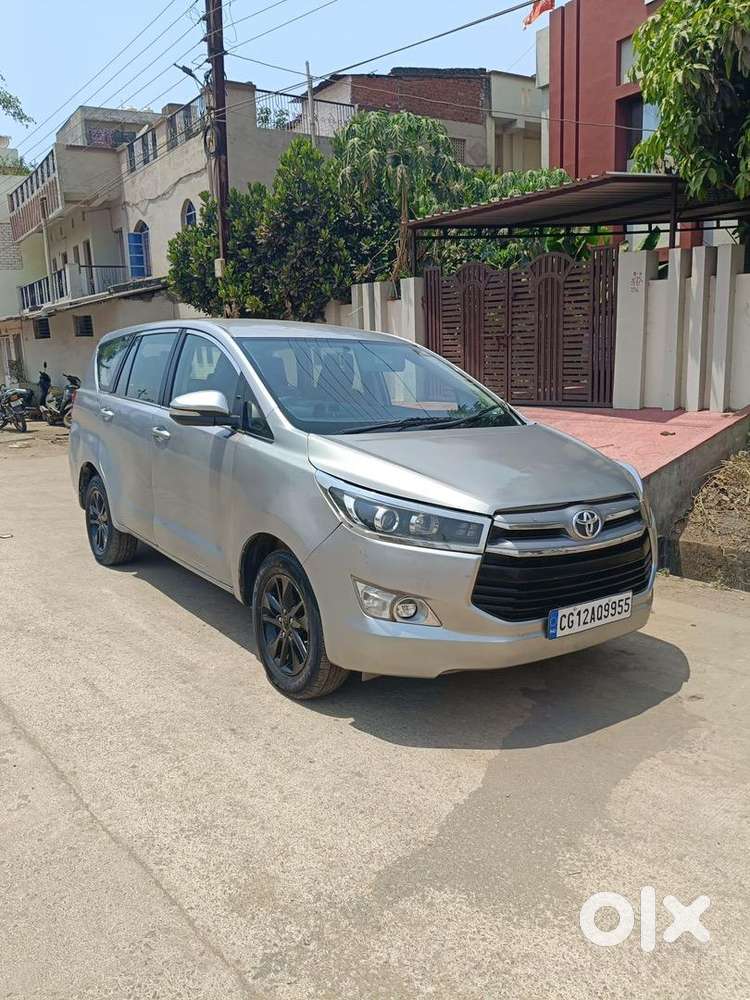 Toyota Innova Crysta 2017 Diesel 89100 Km Driven