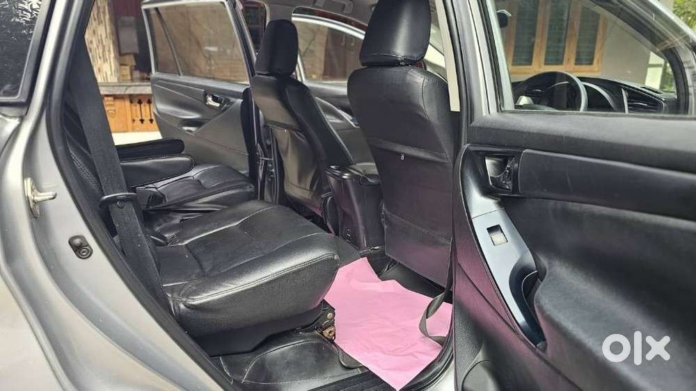 Toyota Innova Crysta 2.4 G Mt 7 Str, 2019, Diesel