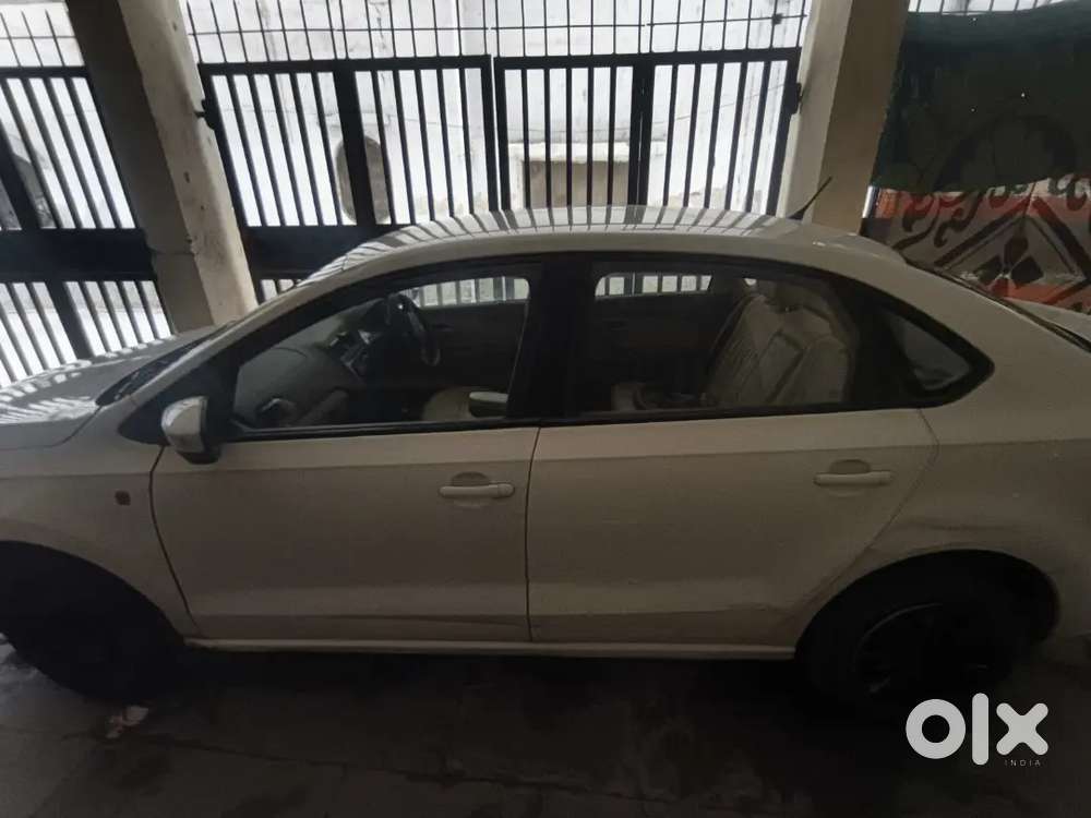 Skoda Rapid 2012 Petrol 90000 Km Driven