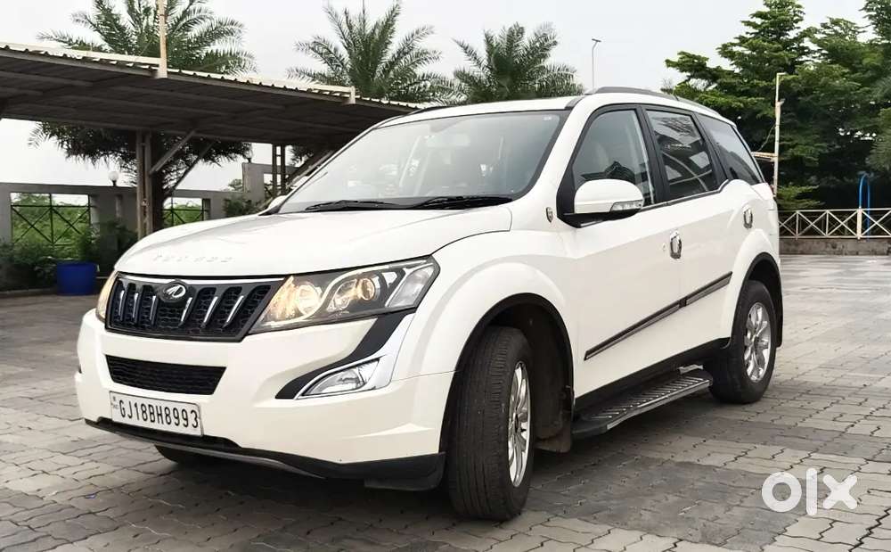 Mahindra Xuv500 Fwd W10 2017 Diesel 50000 Km Driven First Owner