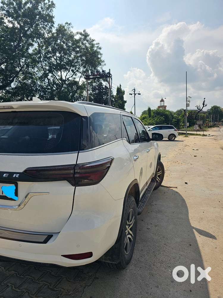 Toyota Fortuner 2021 Diesel Well Maintained