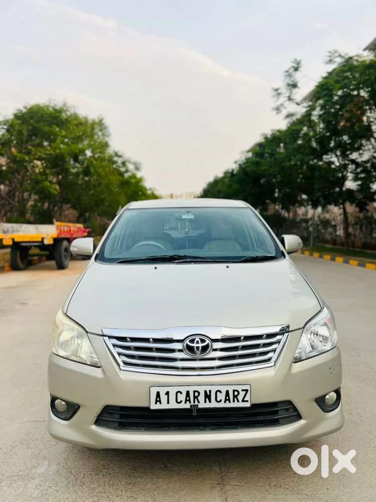 Toyota Innova 2.5 Vx 7 Seater Bs Iv, 2013, Diesel