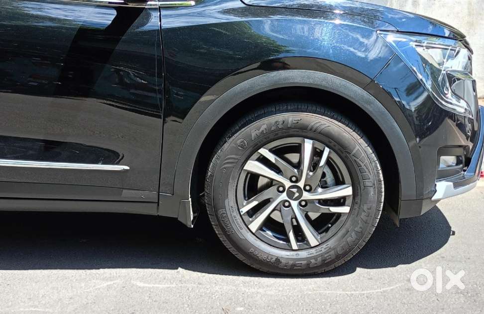 Mahindra Xuv700 2.2 Ax 5 Diesel Mt 7 Str, 2025, Diesel