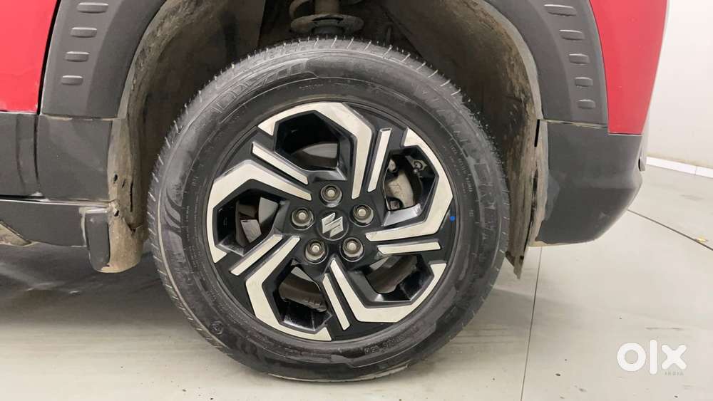 Maruti Suzuki Vitara Brezza 1.5 Zxi Plus At Dual Tone, 2022, Petrol
