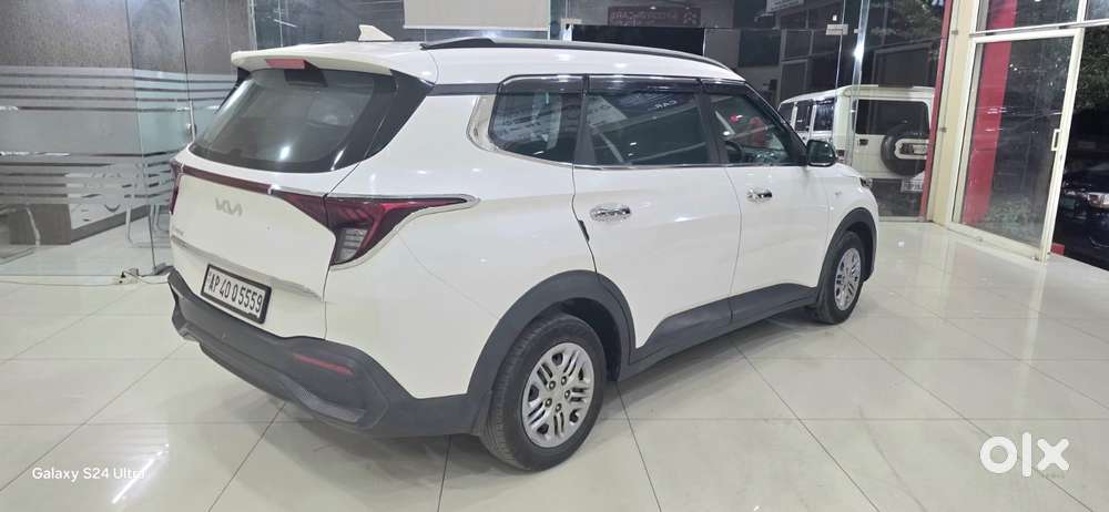 Kia Carens 1.4 Premium 7 Str, 2023, Petrol