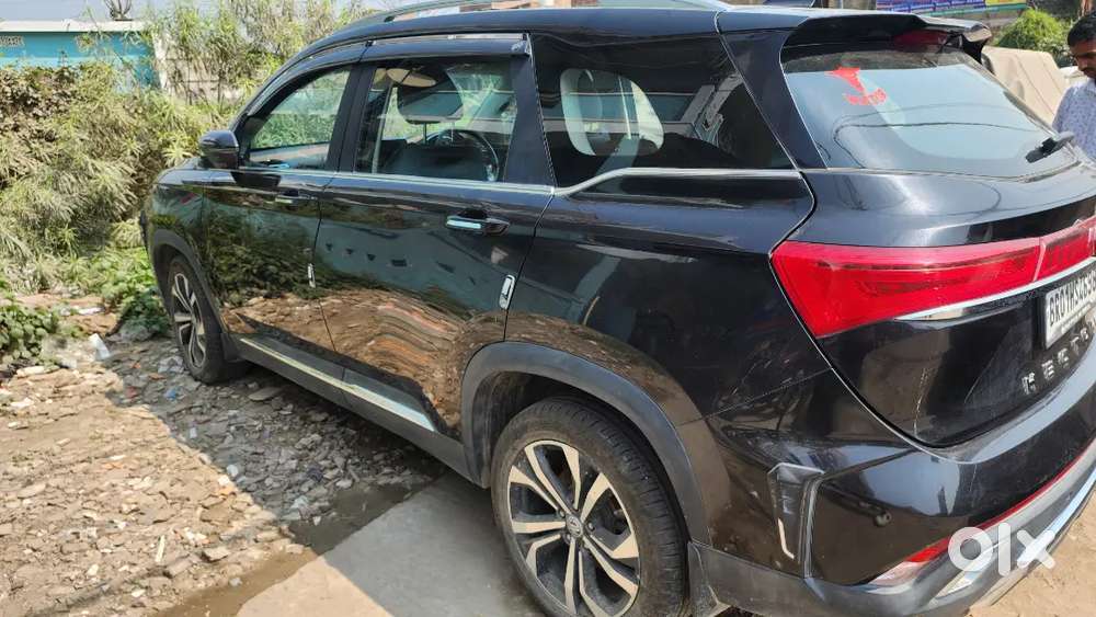 Mg Hector Plus 2024 Diesel 14000 Km Driven