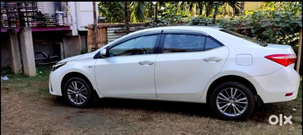 Toyota Corolla Altis 2014 Petrol
