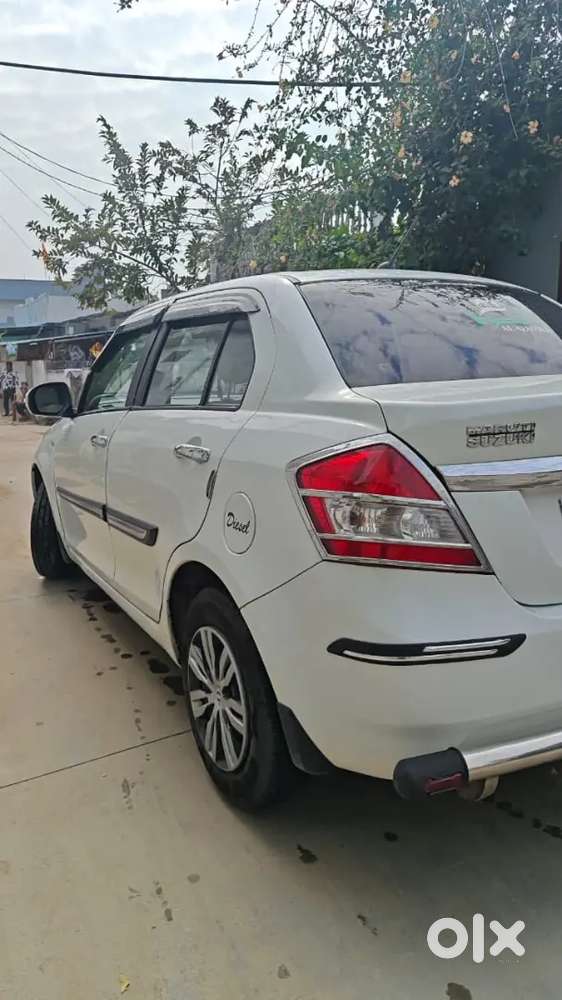 Maruti Suzuki Dzire 2016 Diesel 130000 Km Driven