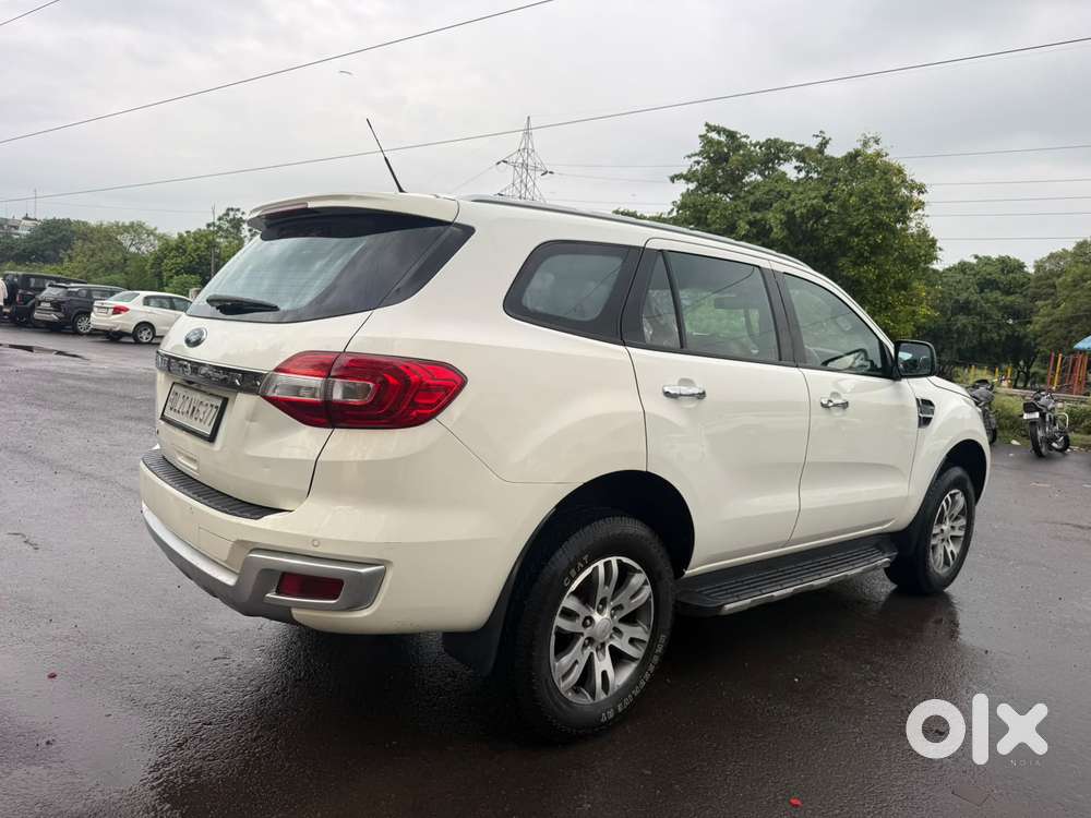 Ford Endeavour 2.2 Titanium At 4x2, 2017, Diesel