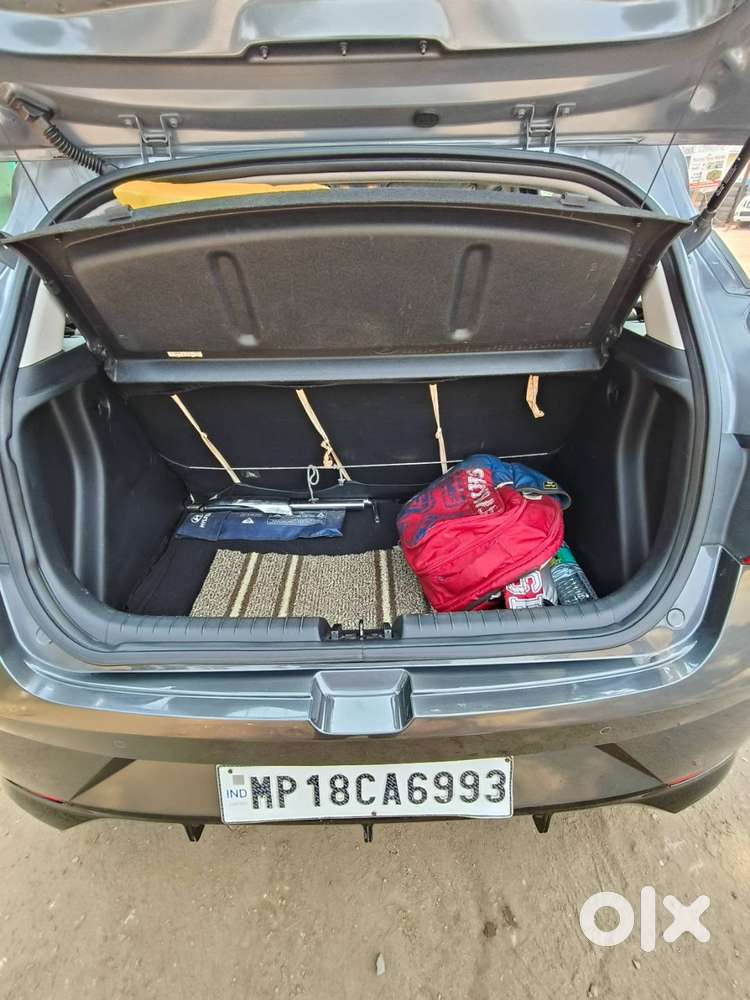 Hyundai I20 Sportz 2022  Well Maintained  Low Km Driven Urgent Sale