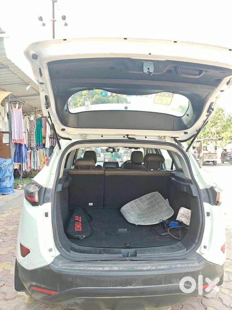 Tata Harrier 2021 Diesel Top Variant With Moonroof