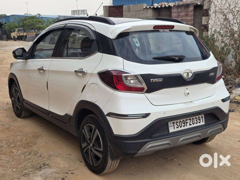 Tata Tiago Xz Opt, 2022, Petrol