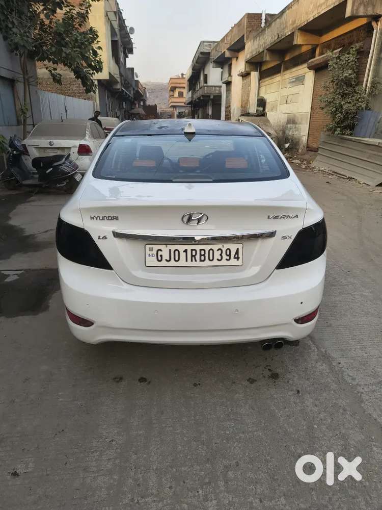 Hyundai Verna 2013 Diesel 85000 Km Driven