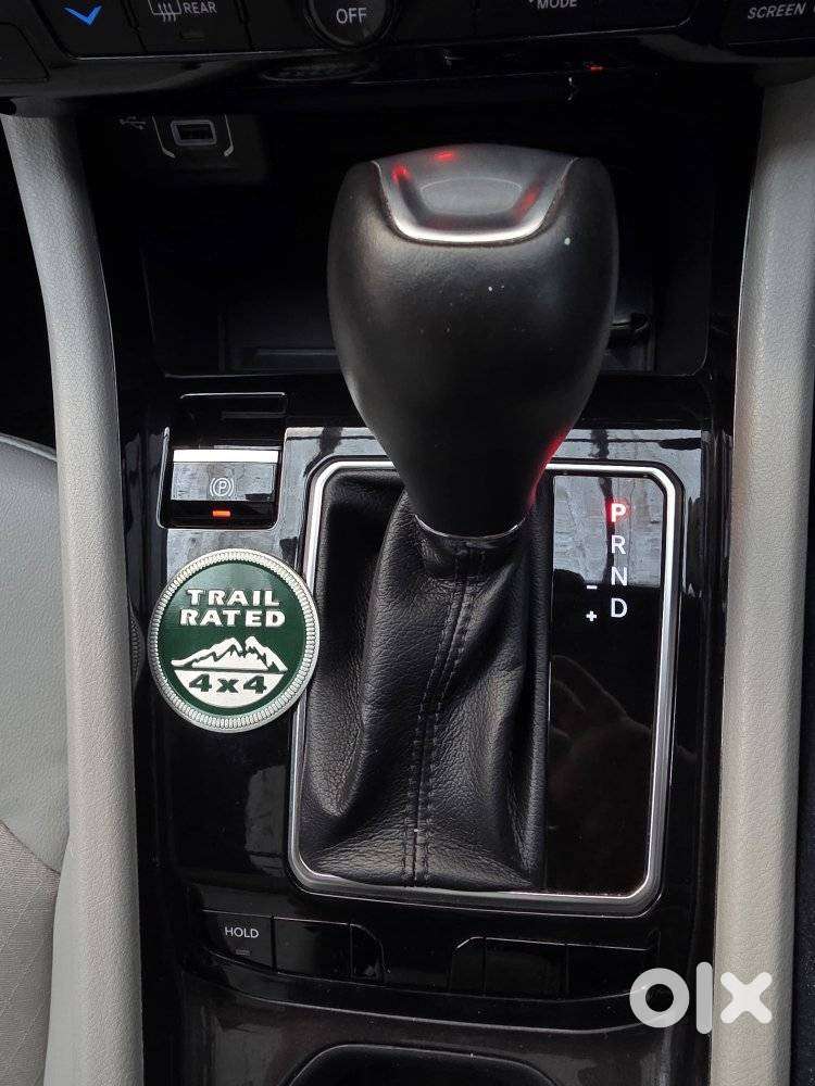 Jeep Compass 2.0 Longitude Option, 2024, Diesel