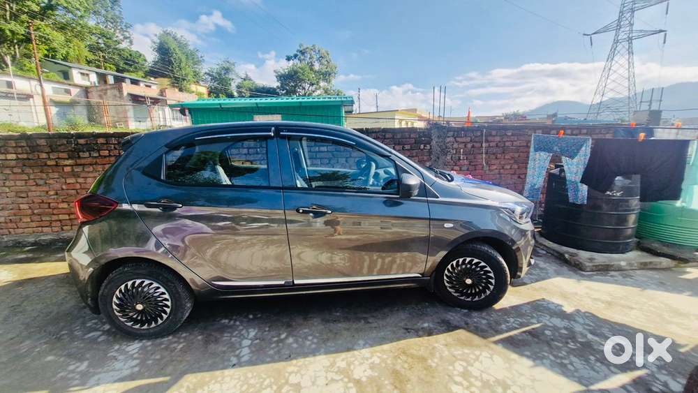 Tata Tiago 2025 Petrol