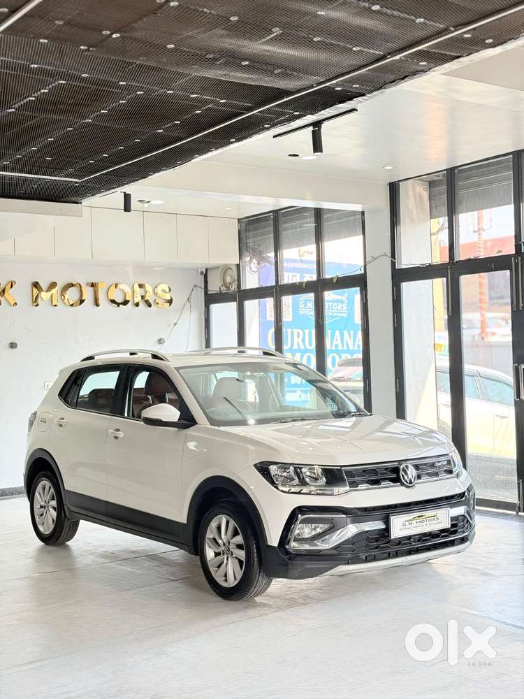 Volkswagen Taigun 1.0 Tsi Highline At, 2022, Petrol