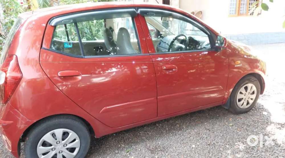 Hyundai I10 2012 Petrol 81000 Km Driven