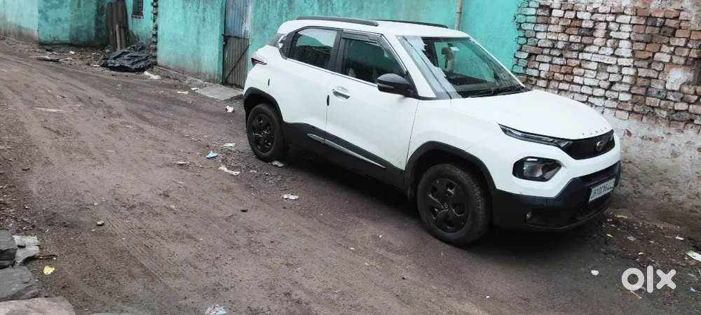 Tata Punch 2025 Petrol Well Maintained