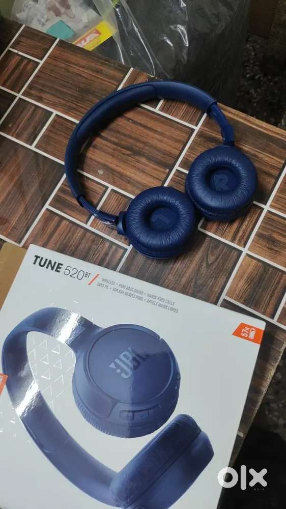 JBL HEADPHONE (TUNE 520 BT) URGENT SELL