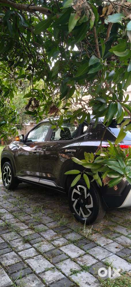 Nissan Magnite 1.0 Xv Premium, 2024, Petrol