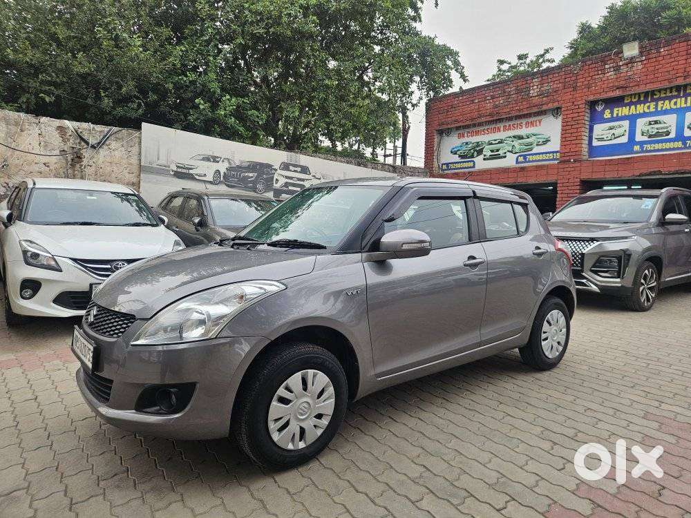 Maruti Suzuki Swift Vxi + Manual, 2014, Petrol