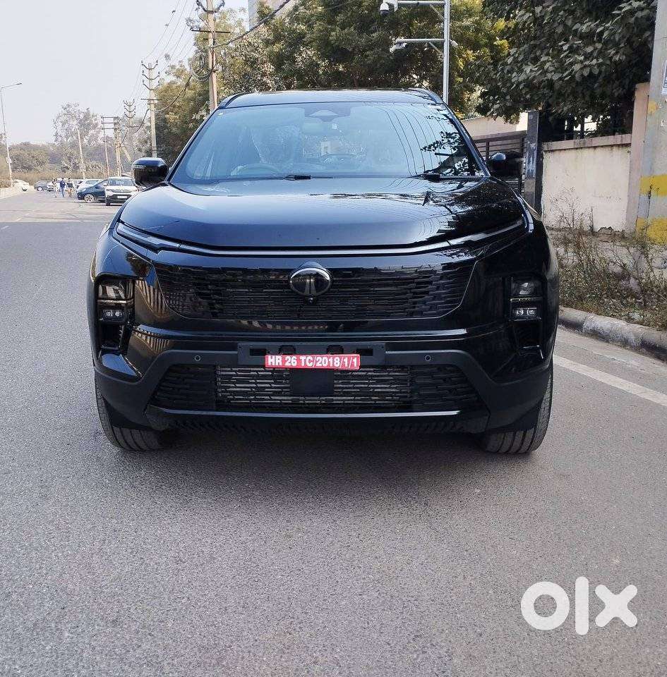 Tata Safari Accomplished X Plus 7 Str Dark Edition At, 2025, Diesel