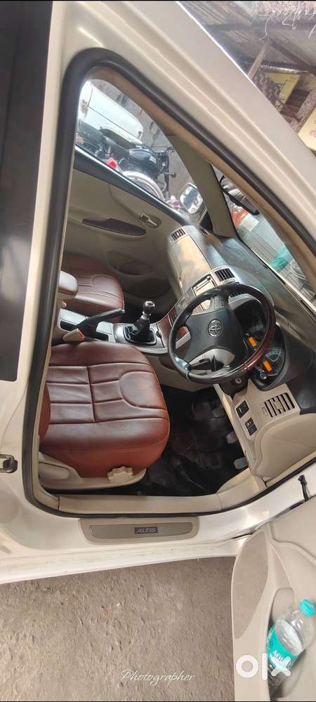 Toyota Corolla Altis 2011 Diesel Well Maintained