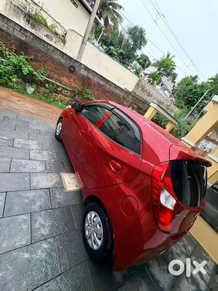 Hyundai Eon 2013 Model Well Maintained