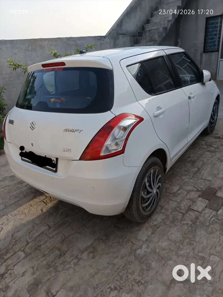 Maruti Suzuki Swift 2012 Petrol