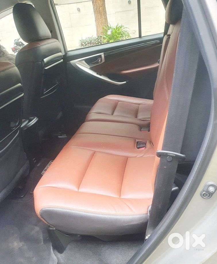 Toyota Innova Crysta [2020-ongoing] 2.4 Vx 8 Str, 2019, Diesel