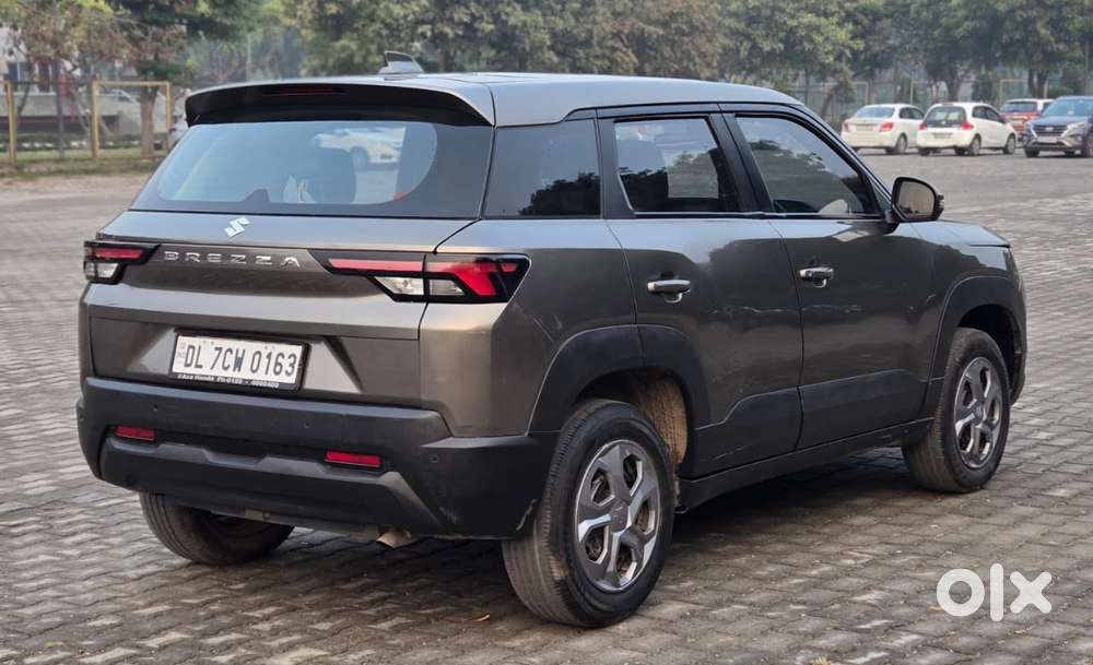 Maruti Suzuki Brezza 1.5 Vxi Cng, 2023, Cng & Hybrids