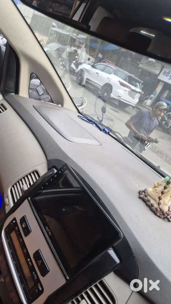 Toyota Innova 2012 Diesel Well Maintained