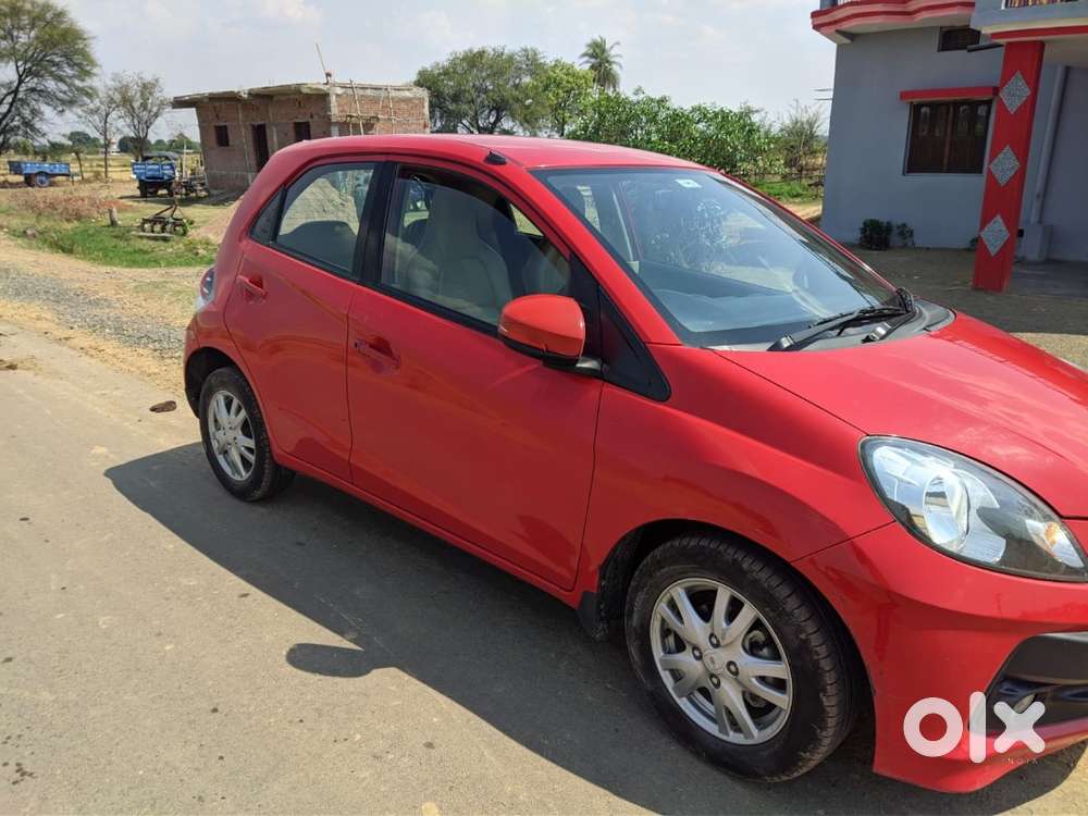 Honda Brio 2015 Petrol Well Maintained