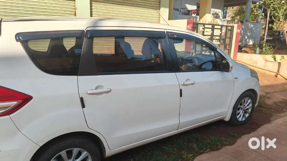 Maruti Suzuki Ertiga Disesel Zdi Top End
