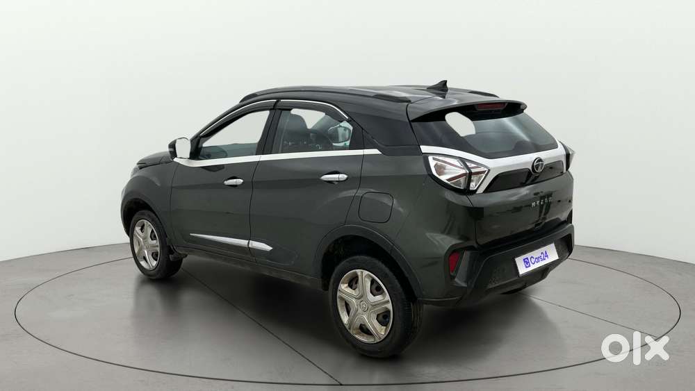 Tata Nexon 1.2 Revotron XM (S), 2023, Petrol