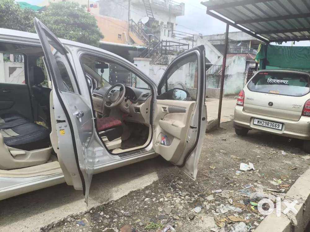 Maruti Suzuki Ertiga 2012