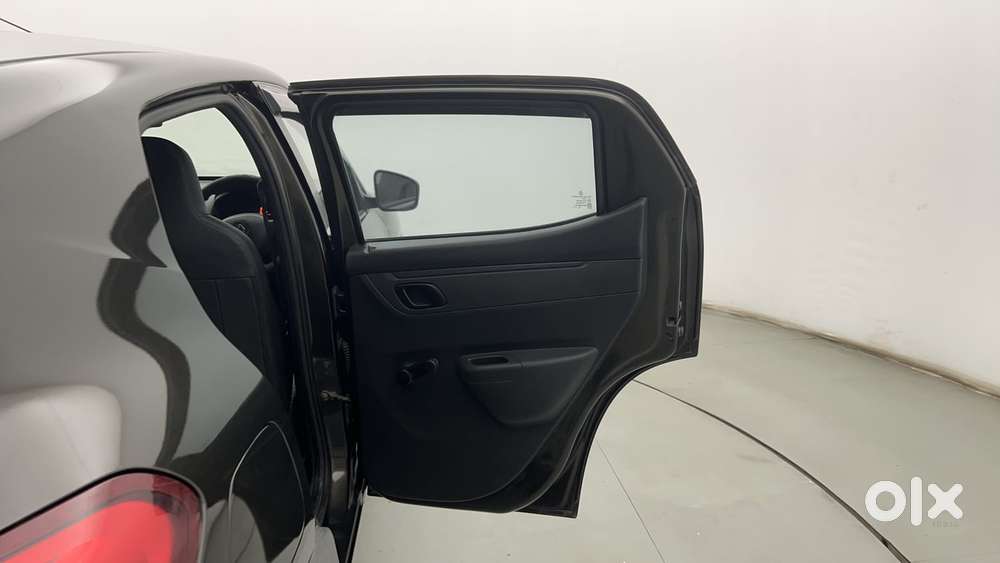 Renault Kwid 2019-ongoing 1.0 Rxt (o), 2016, Petrol