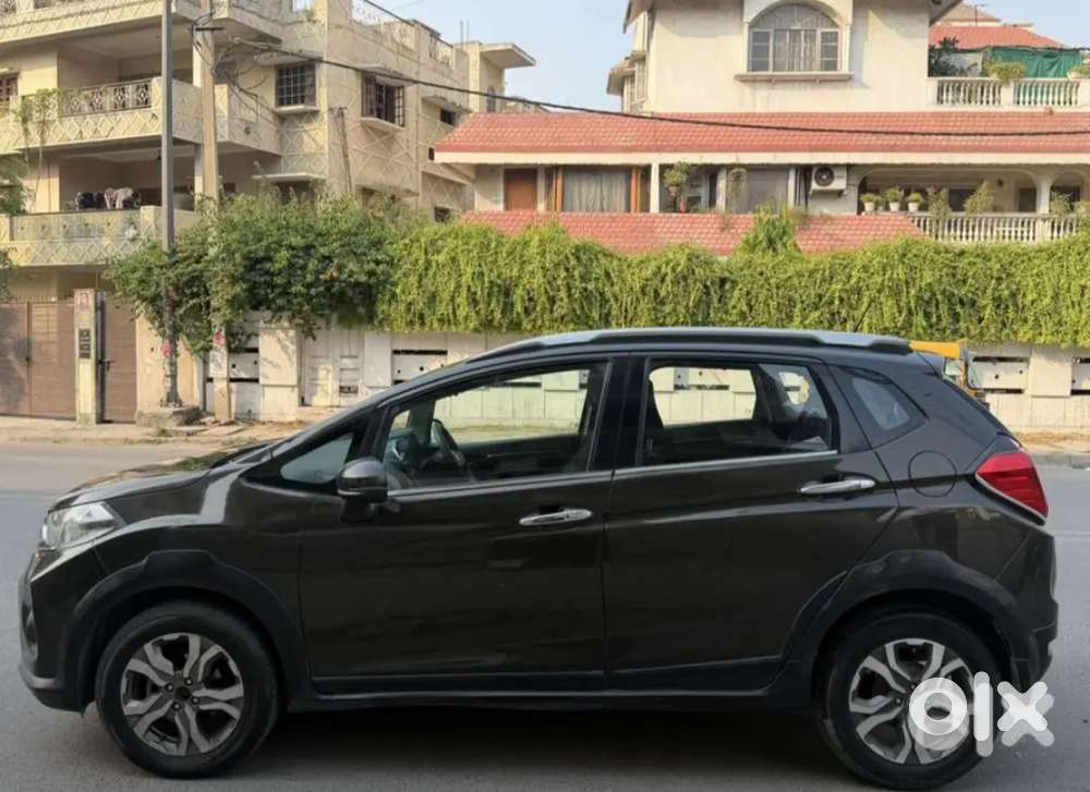 Honda Wr-v 2017 Petrol Well Maintained