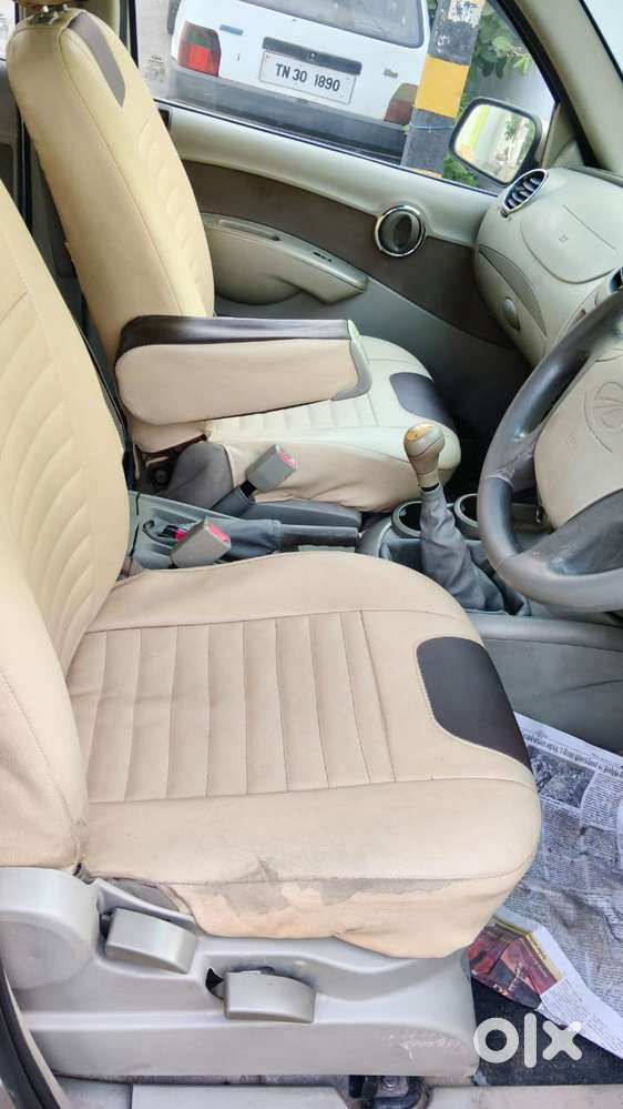 Mahindra Quanto C8, 2013, Diesel