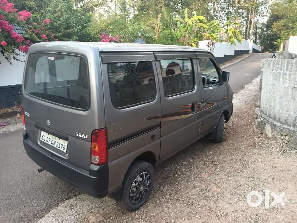 Maruti Suzuki Eeco 5 Str Ac Bs Iv  Well Maintain Good Condition