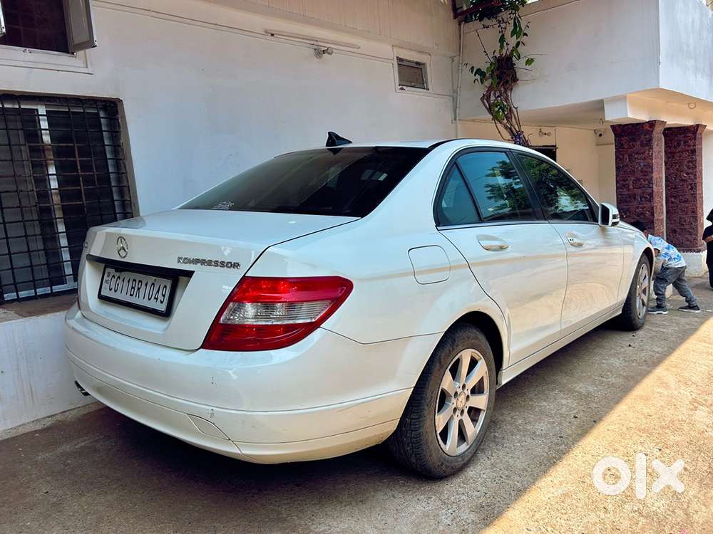 Urgent Sale: Mercedes-benz C200 Kompressor (2010)