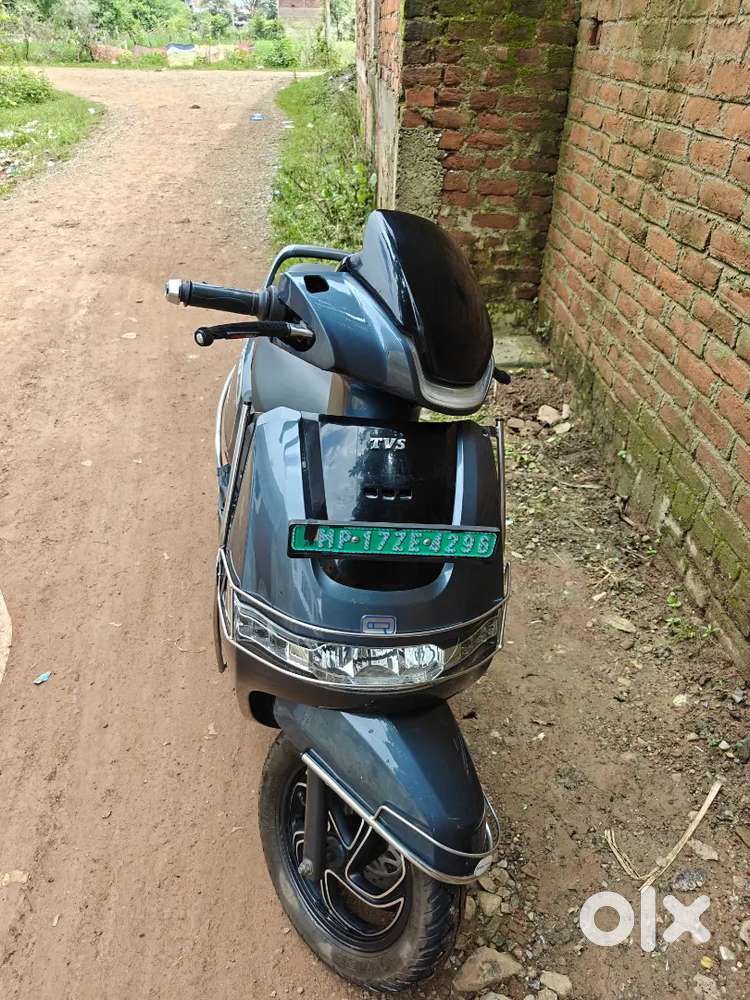 TVS iQube S